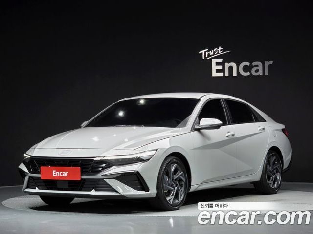 Hyundai AVANTE 2025