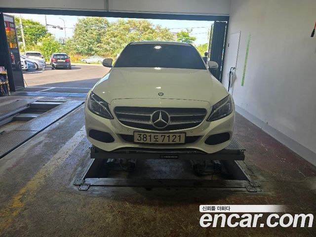 Mercedes-Benz C-Class 2016