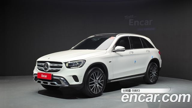 Mercedes-Benz GLC-Class 2021