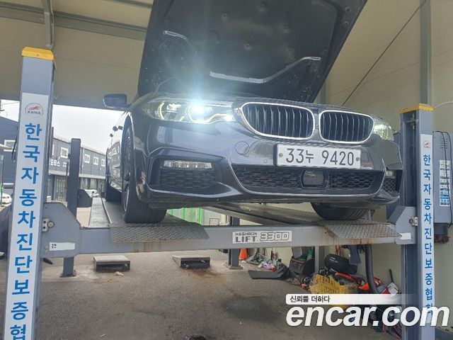 BMW 5-Series 2018