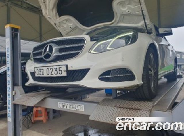 Mercedes-Benz E-Class 2016