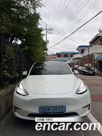 Tesla Model Y 2021