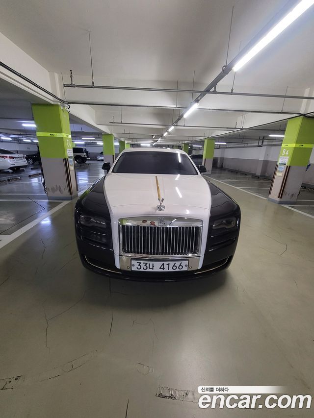 Rolls-Royce Ghost 2014