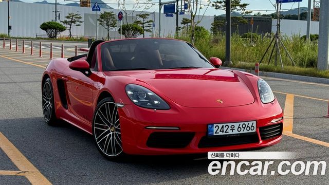 Porsche 718 2016