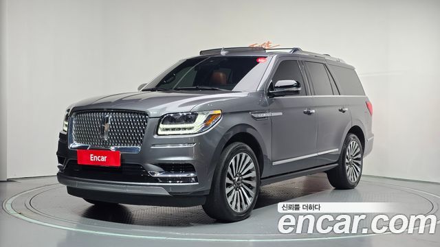 Lincoln Navigator 2021