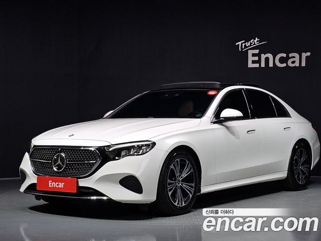 Mercedes-Benz E-Class 2025