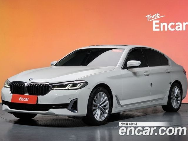 BMW 5-Series 2021