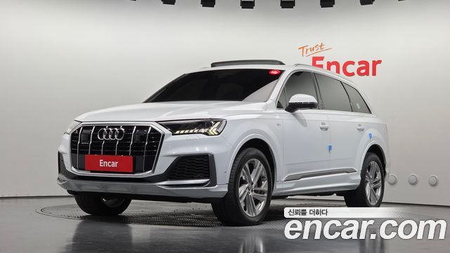 Audi Q7 2021