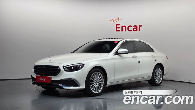 Mercedes-Benz E-Class 2022