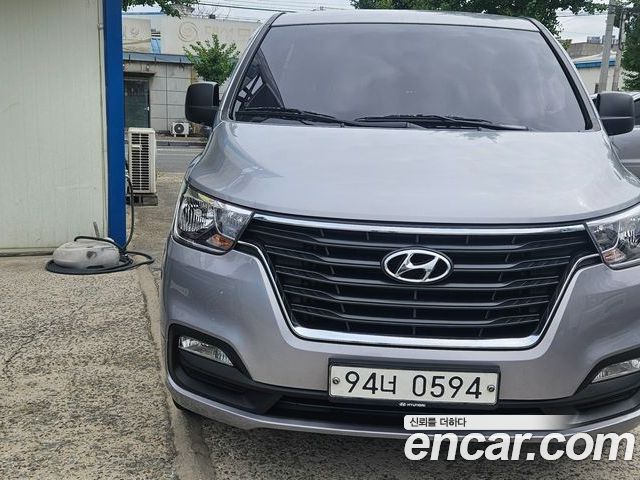 Hyundai Starex 2019