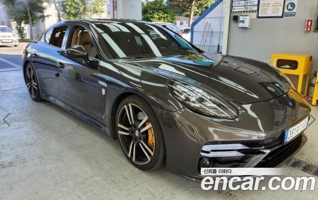 Porsche Panamera 2012