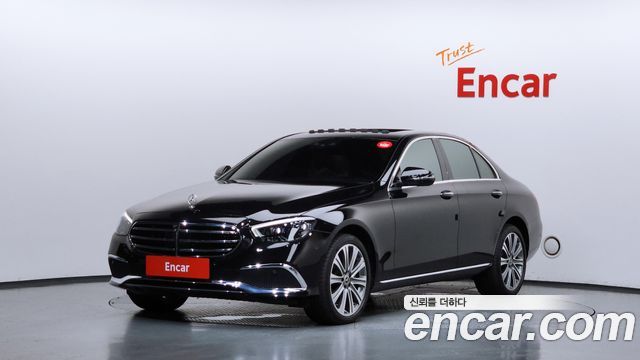Mercedes-Benz E-Class 2023