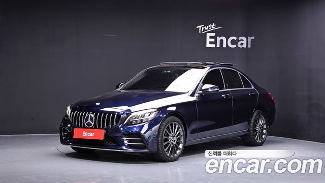 Mercedes-Benz C-Class 2020