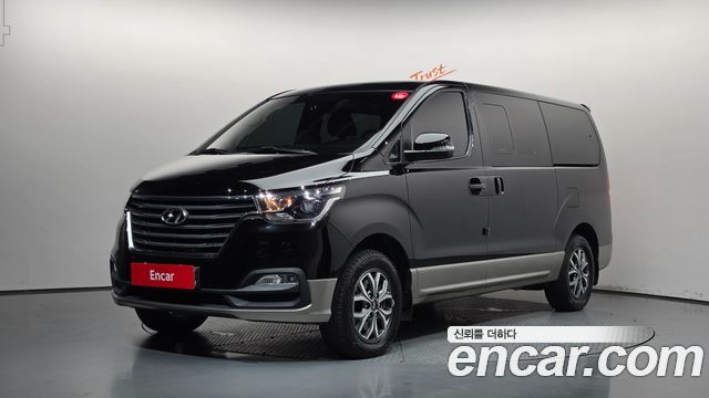 Hyundai Starex 2018
