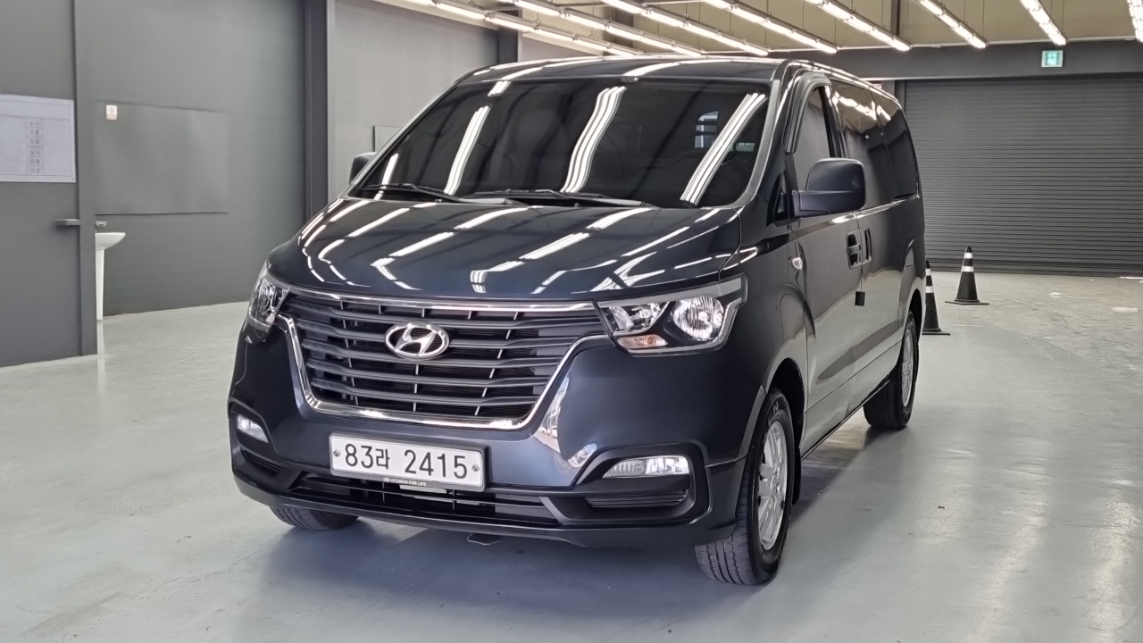 Hyundai Starex 2018