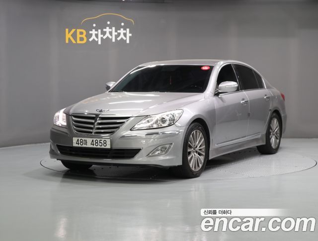 Hyundai Genesis 2013