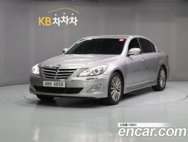 Hyundai Genesis 2013
