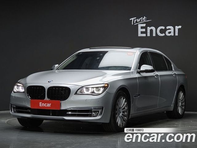 BMW 7-Series 2012