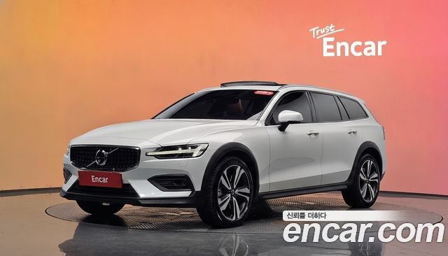 Volvo V60 2020
