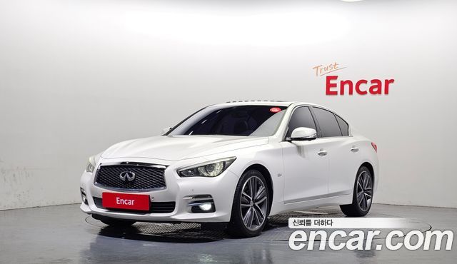 Infiniti Q50 2014