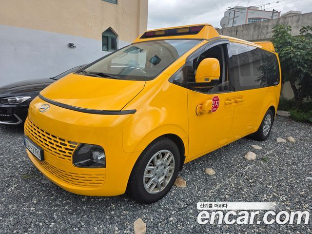 Hyundai Staria 2022