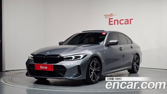 BMW 3-Series 2023