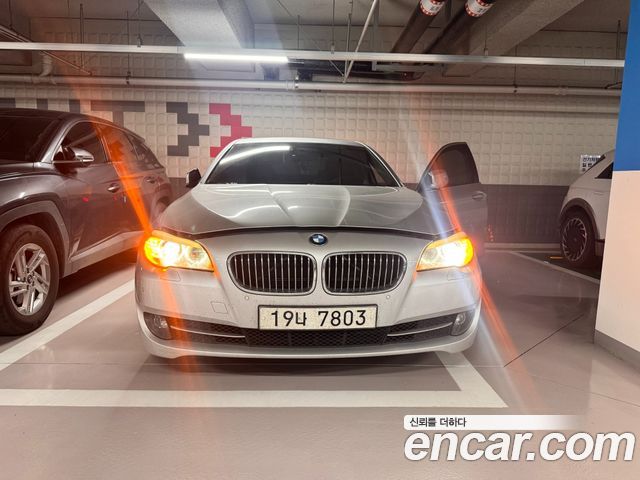 BMW 5-Series 2011