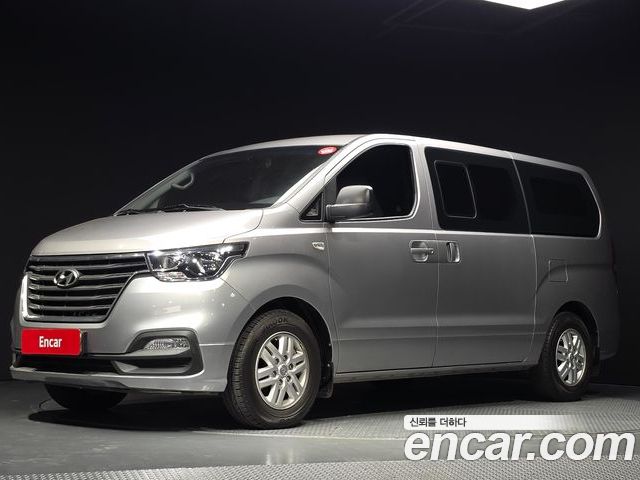 Hyundai Starex 2021