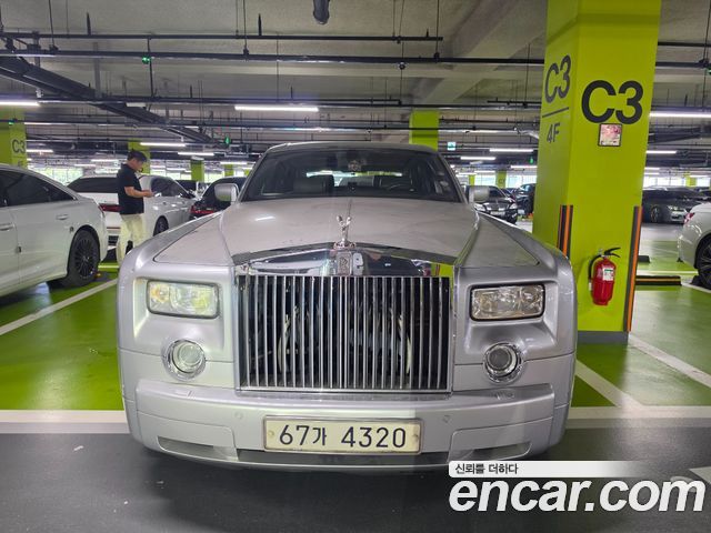 Rolls-Royce Phantom 2005