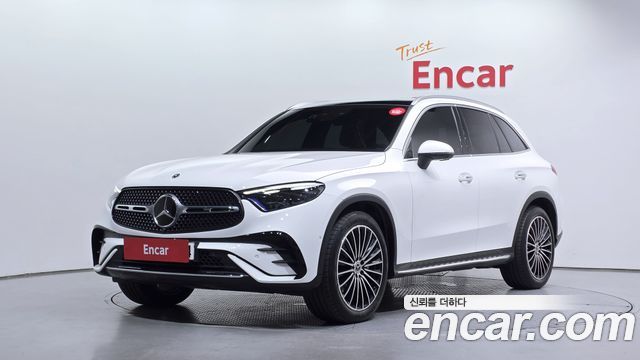 Mercedes-Benz GLC-Class 2023