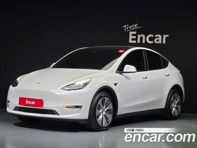 Tesla Model Y 2022