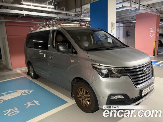 Hyundai Starex 2018