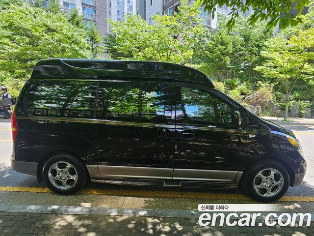 Hyundai Starex 2011