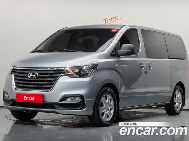 Hyundai Starex 2018