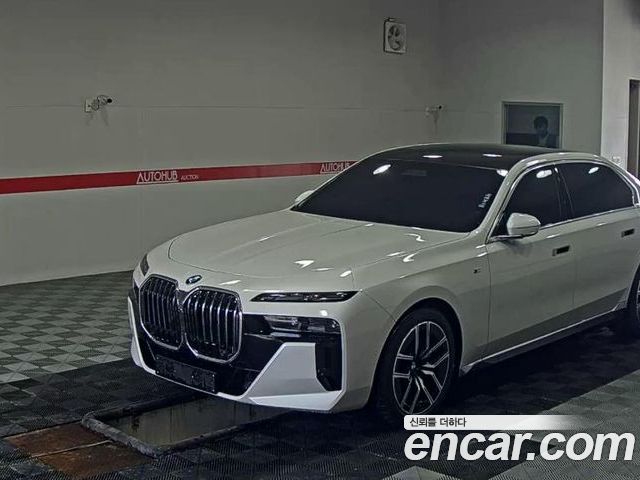 BMW 7-Series 2024