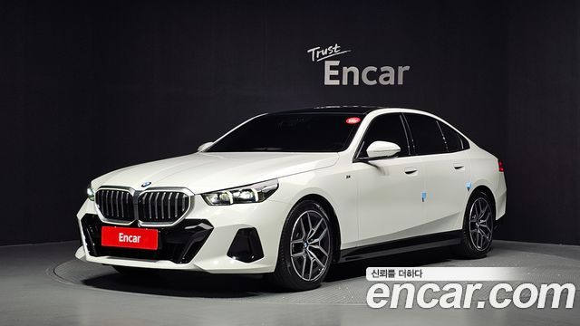 BMW 5-Series 2025