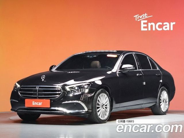 Mercedes-Benz E-Class 2023