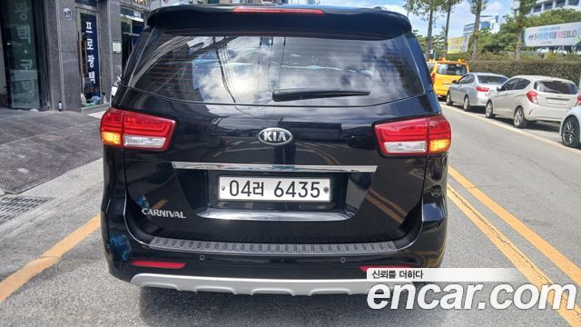 Kia Canival 2017