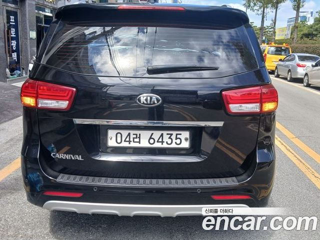 Kia Canival 2017