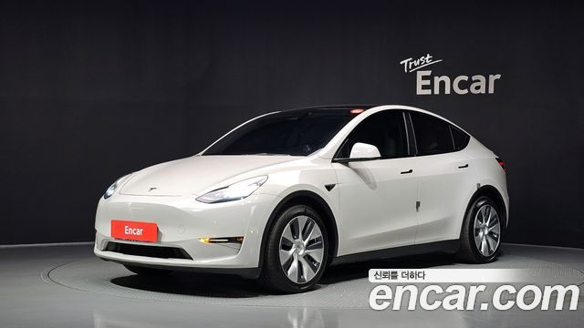 Tesla Model Y 2021
