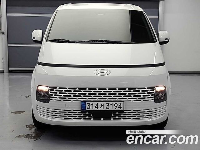 Hyundai Staria 2023