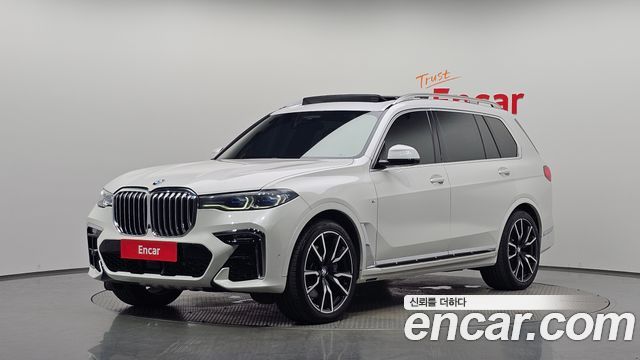 BMW X7 2021