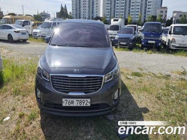 Kia Canival 2016