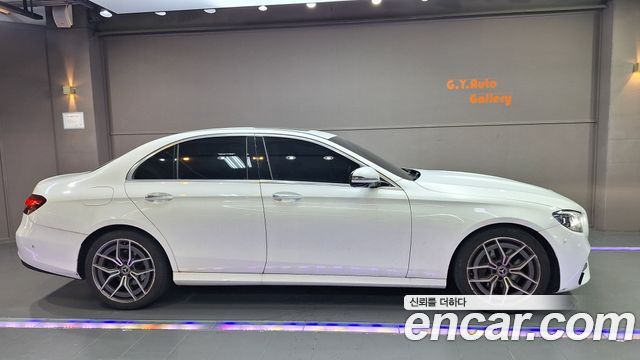 Mercedes-Benz E-Class 2021