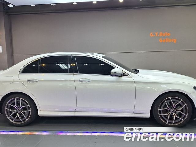 Mercedes-Benz E-Class 2021