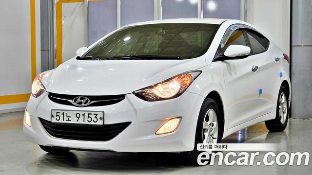 Hyundai AVANTE 2013