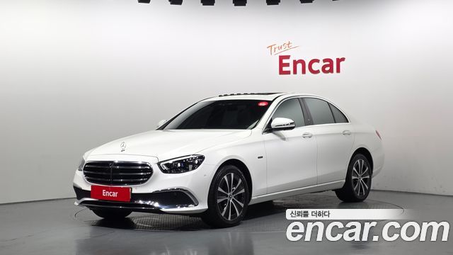 Mercedes-Benz E-Class 2021