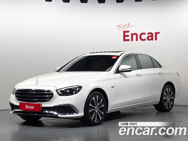 Mercedes-Benz E-Class 2021