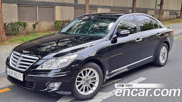 Hyundai Genesis 2010