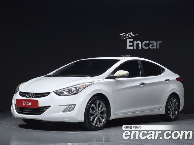 Hyundai AVANTE 2013